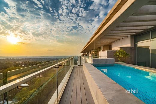 Penthouse for sale in Sandton