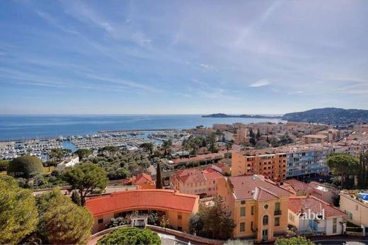 Apartment in Beaulieu-sur-Mer, Alpes-Maritimes