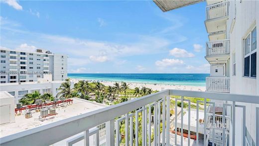 ﺷﻘﺔ ﻓﻲ South Miami Beach, Miami-Dade County