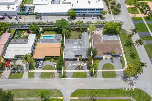 Luxury home in West Hollywood, Broward County