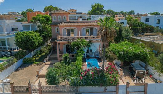 Villa in Llucmajor, Province of Balearic Islands