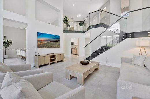 Luxury home in Hamptons at Boca Raton, Palm Beach