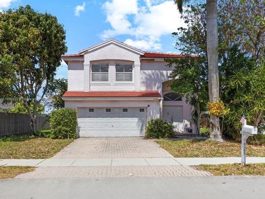 Luxury home in Rancho Margate Mobile Home Park, Broward County