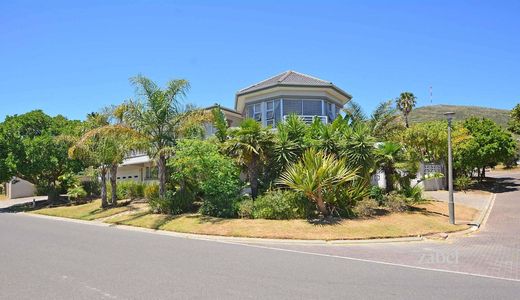 Luxus-Haus in Parow, City of Cape Town