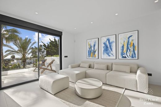 Penthouse in Estepona, Malaga