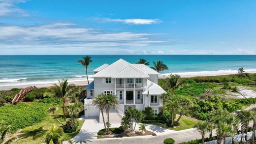 Luxury home in Jensen Beach, Martin County