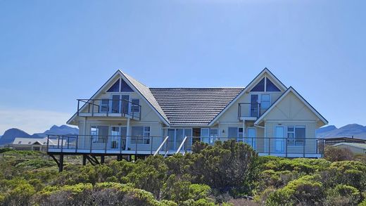 Luxury home in Pringle Bay, Overberg District Municipality