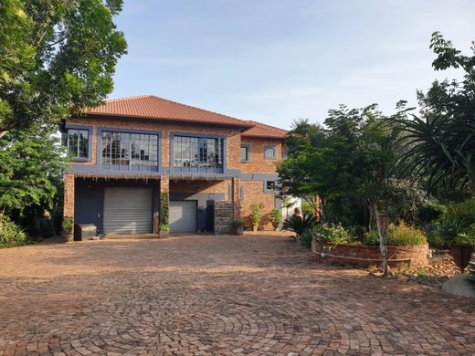 Luxury home in Brits, Bojanala Platinum District Municipality