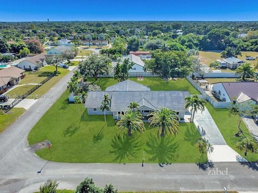 Luxe woning in Homestead Village, Orange County