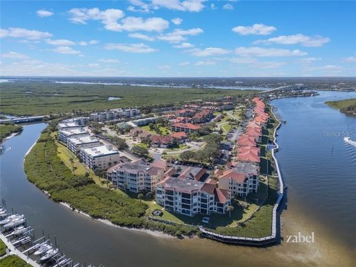 Apartment / Etagenwohnung in New Smyrna Beach, Volusia County