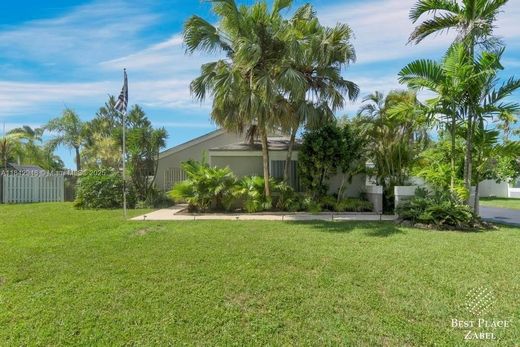 Luxury home in South Miami Heights, Miami-Dade