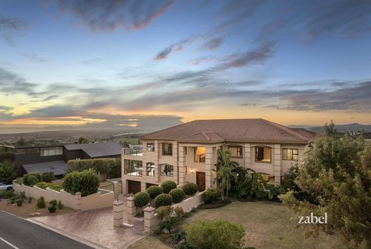 Luxury home in Somerset West, City of Cape Town