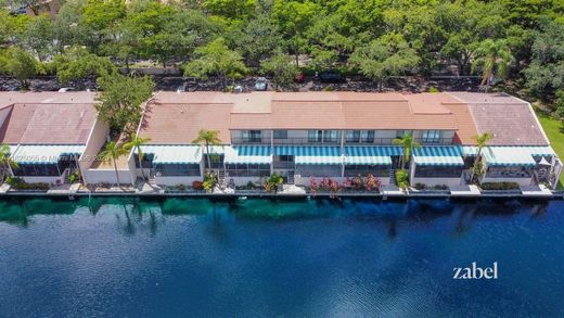 Luxus-Haus in Miami Lakes, Miami-Dade County
