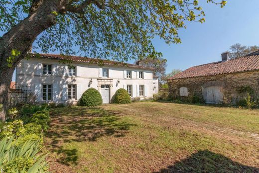 Luksusowy dom w Segonzac, Charente