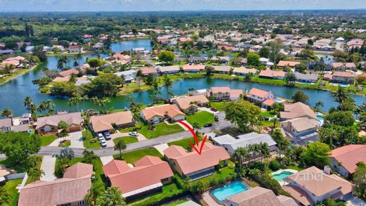 Luxury home in Davie, Broward County