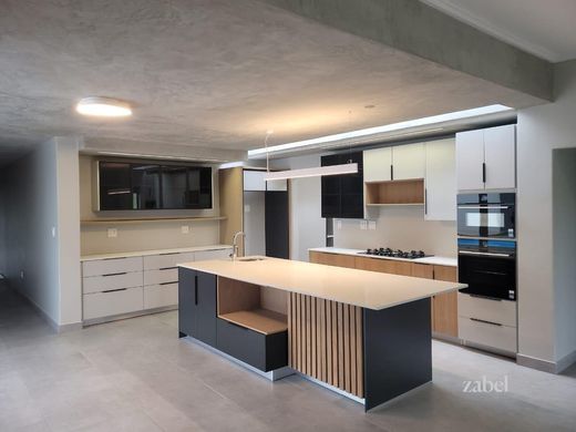 Luxury home in George, Eden District Municipality