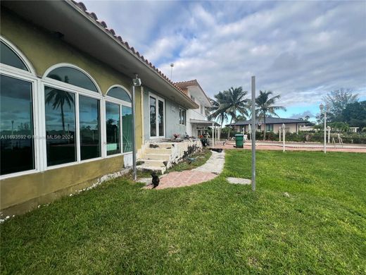 Casa de lujo en Miami Terrace Mobile Home, Miami-Dade County