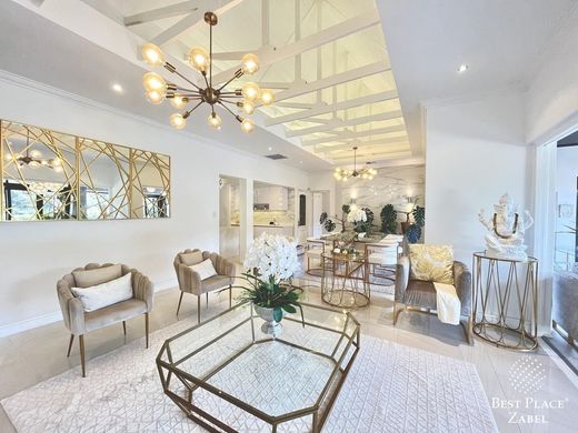 Luxury home in Ballito, iLembe District Municipality