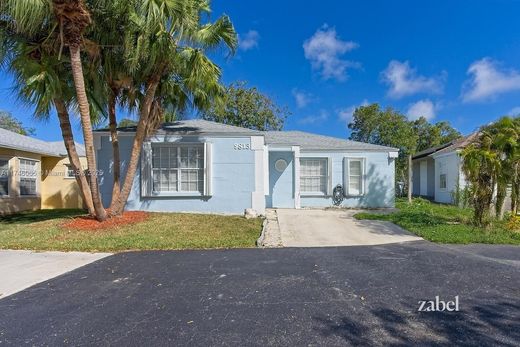 Luxury home in Cutler Bay, Miami-Dade