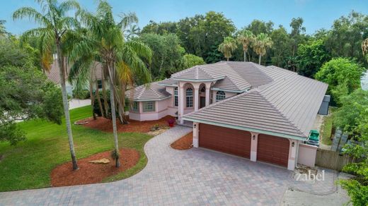 Luxury home in Plantation, Broward County