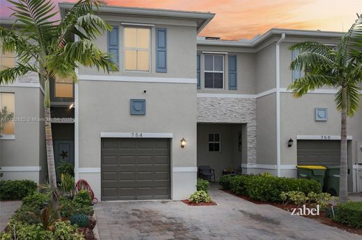 Luxury home in Florida City, Miami-Dade