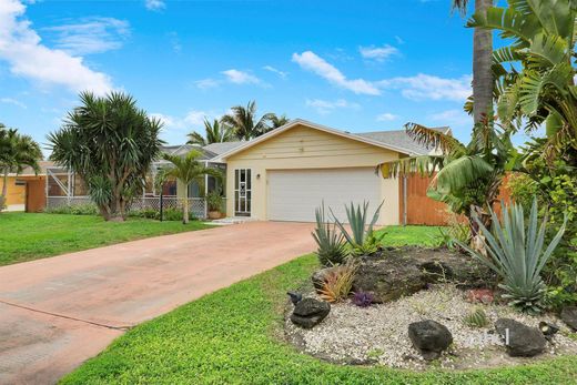 Luxury home in Lake Worth, Palm Beach