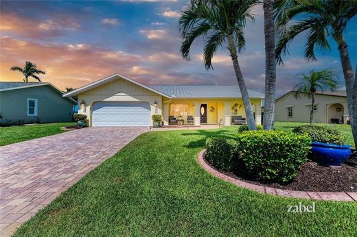 Luxury home in South Bradenton, Manatee County