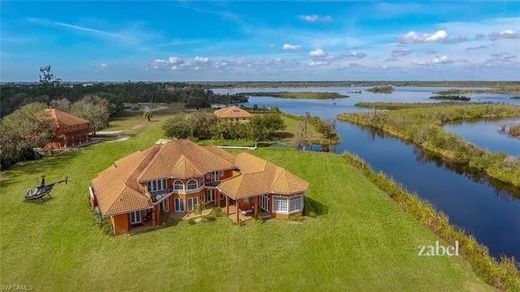 Luxury home in Punta Gorda, Charlotte County