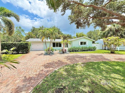 Luxury home in Stuart, Martin County