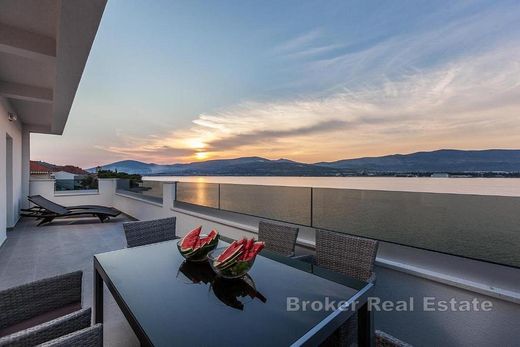 Villa in Čiovo, Grad Trogir