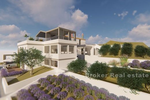 Βίλα σε Σπλιτ, Grad Split