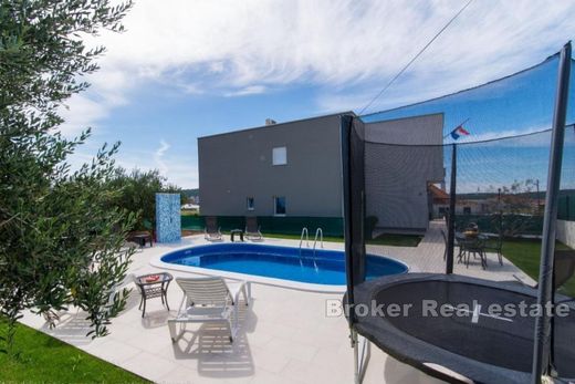 Villa in Trogir, Grad Trogir