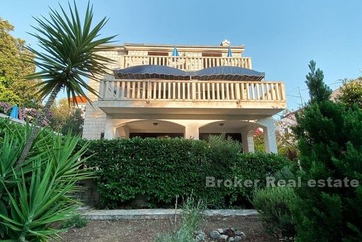 Villa à Brac, Split-Dalmatia