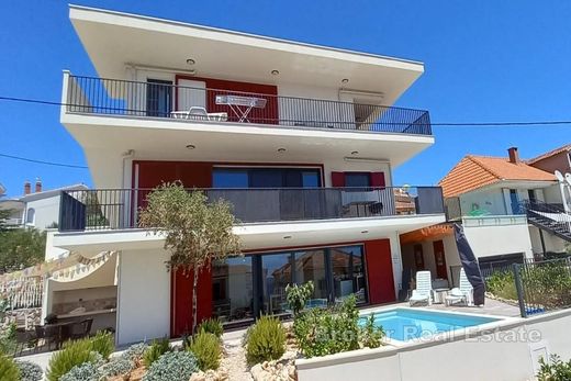 Villa in Trogir, Grad Trogir