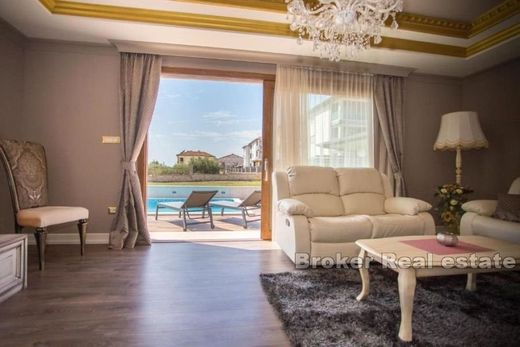 Villa en Poreč, Kutjevo