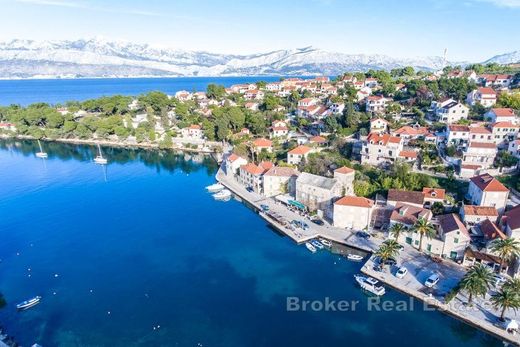 Villa - Brac, Split-Dalmatia