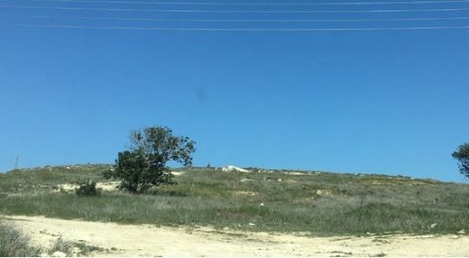 Land for sale in Xylotymbou