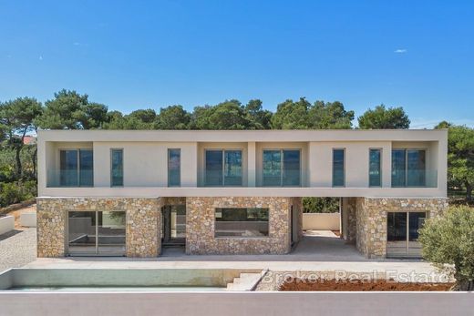 Villa in Šolta, Split-Dalmatia