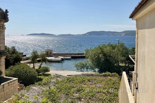 Villa in Pelješac, Dubrovačko-Neretvanska