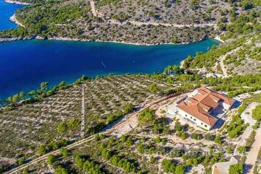 Brac, Split-Dalmatiaのヴィラ