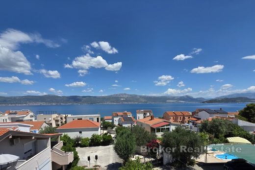 Villa in Čiovo, Grad Trogir