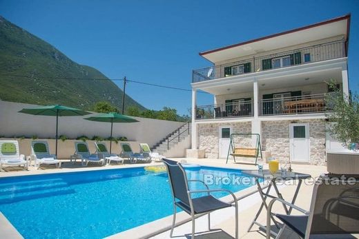Villa in Makarska, Town of Makarska