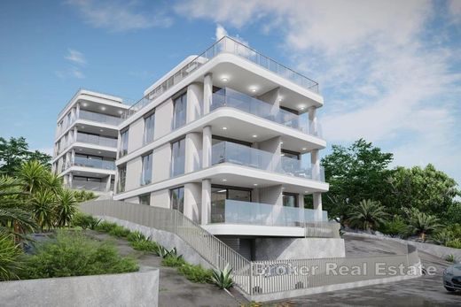 Daire Trogir, Grad Trogir