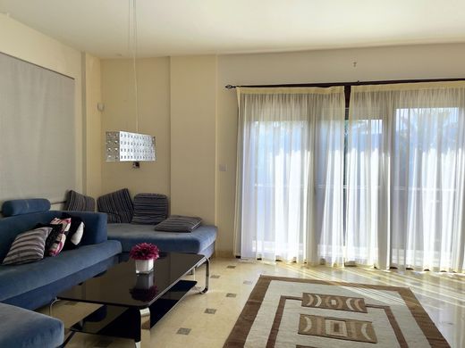 Villa for sale in Asgáta