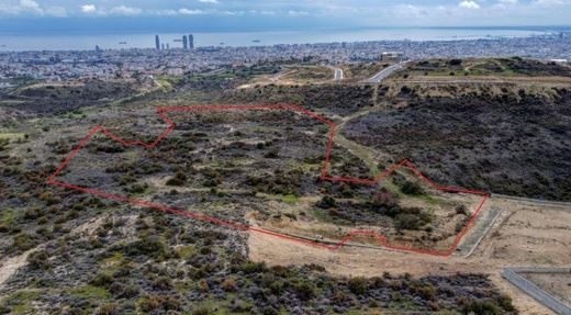 Land for sale in Ágios Athanásios