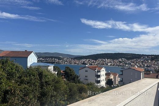 Villa in Čiovo, Grad Trogir