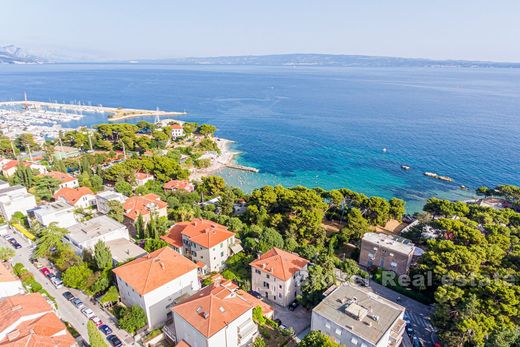 Loft en Split, Grad Split