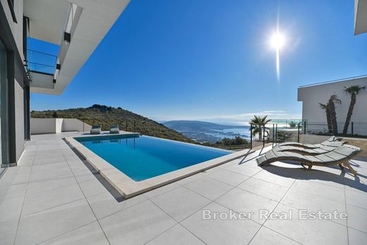 Villa in Trogir, Grad Trogir
