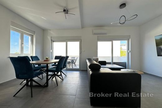 Appartamento a Rogoznica, Rogoznica Općina