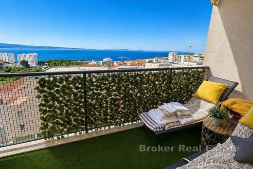 Apartment / Etagenwohnung in Split, Grad Split